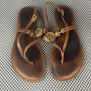 Tory Burch Ali Sandals Womens Size 8 M Brown Leather Gold Logo Thong Sandals